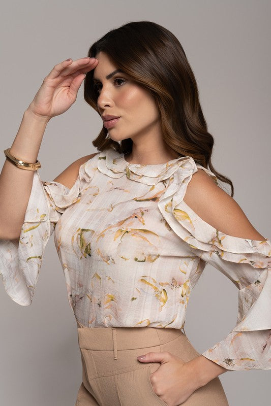 Blusa Manga Longa Com Babados E Ombro Vazado