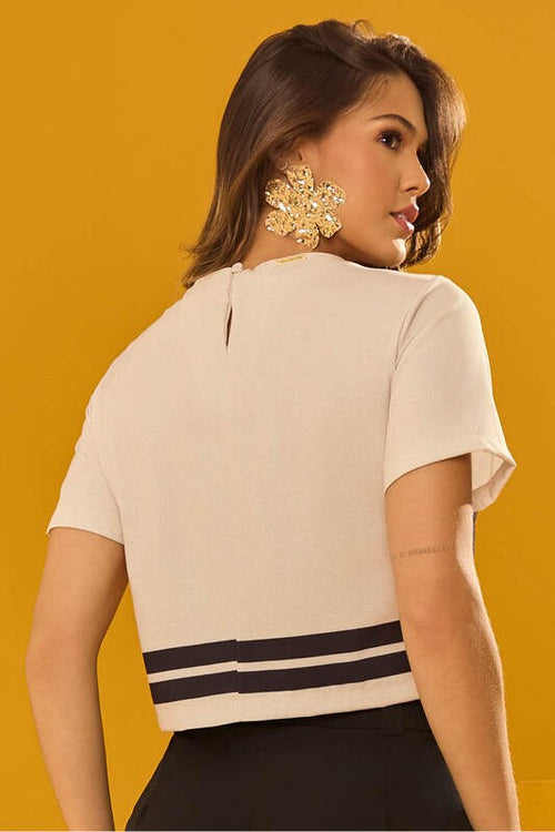 Carregar imagem 1 na visualização da galeria. Blusa Semi Cropped