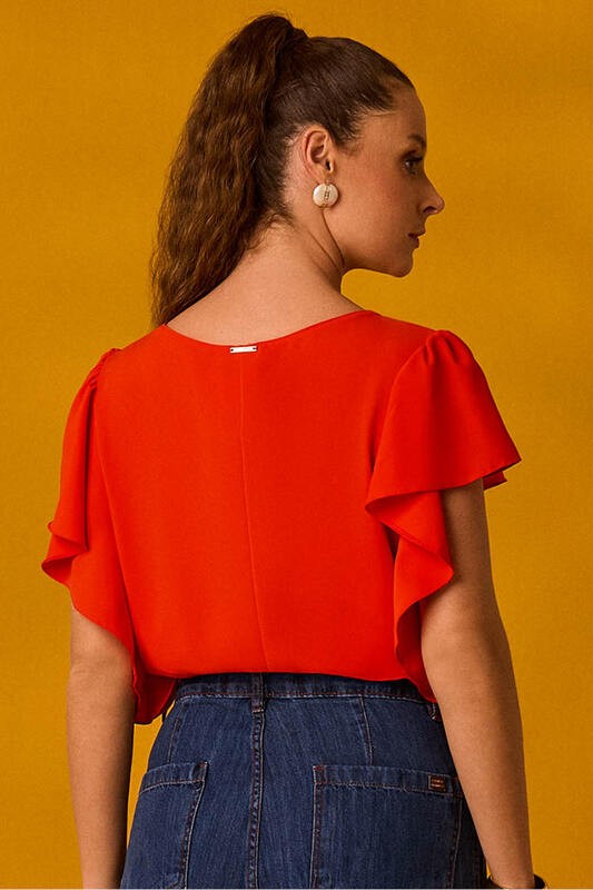 Blusa Com Manga Cascata