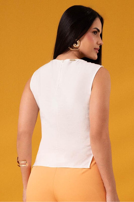 Blusa Alongada Com Recortes