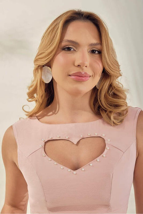 Carregar imagem 1 na visualização da galeria. Conjunto Blusa Detalhe Vazado Em Coracao E Short