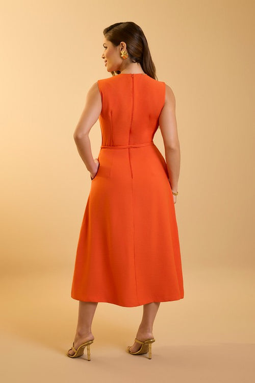 Carregar imagem 1 na visualização da galeria. Vestido Com Botoes Cobertos