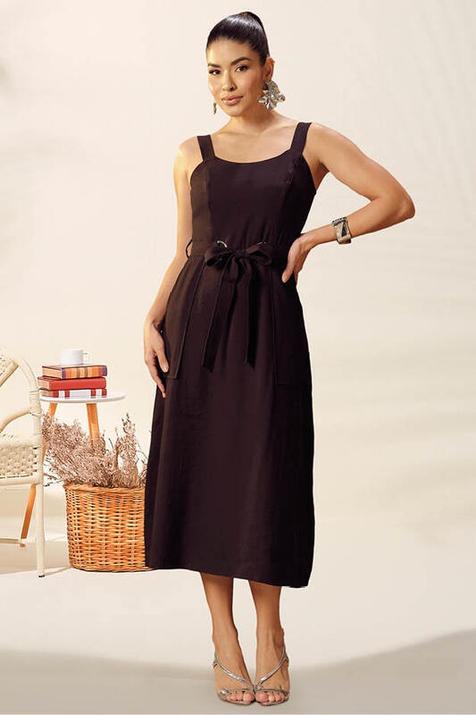 Vestido Midi Com Cinto Faixa