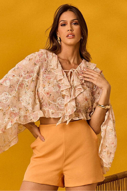 Carregar imagem 1 na visualização da galeria. Conjunto De  Blusa Com Babados E Short Curto