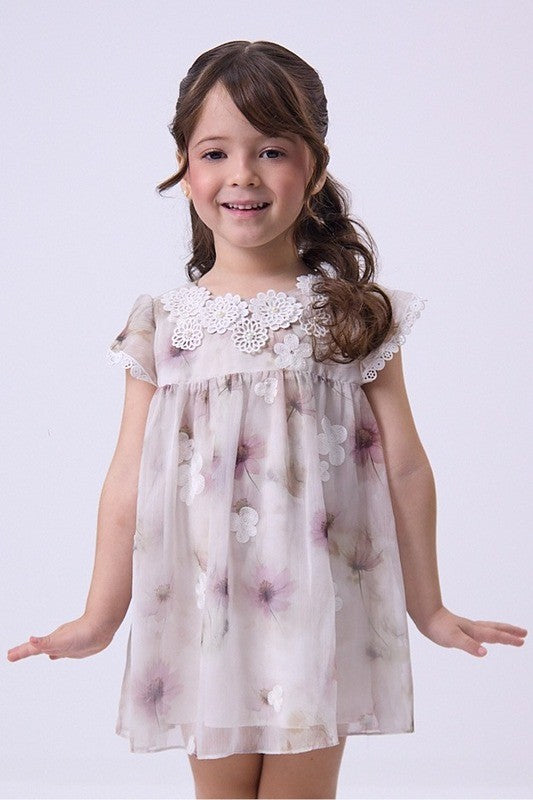 Vestido Plano Infantil Com Aplicacoes Flores E Perolas
