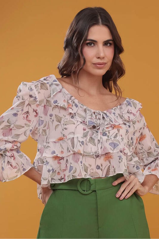 Blusa Bata Semi Cropped