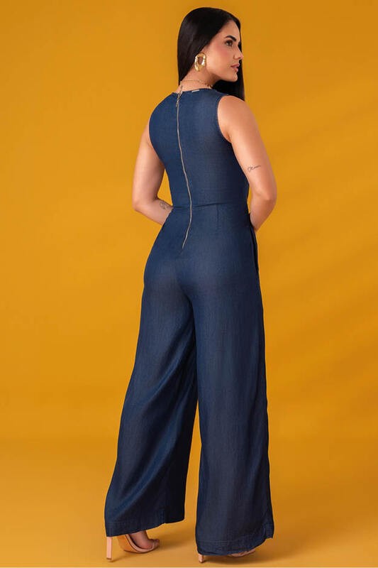 Macacao Pantalona Com Busto Pregueado