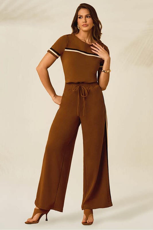 Conjunto Calca E Blusa Em Moletinho Bloco De Cor