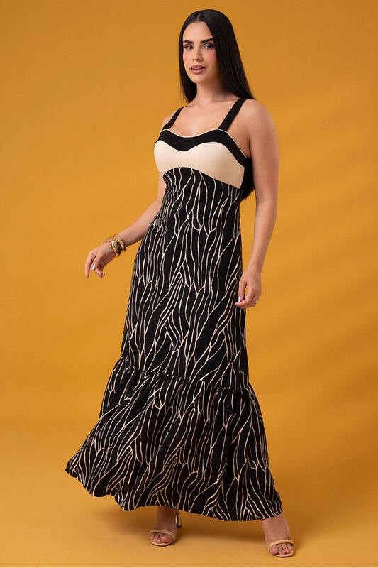 Vestido Longo C Recortes Contrastantes No Busto