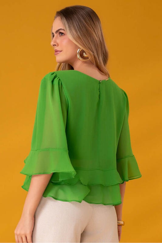 Blusa Cropped Com Babados
