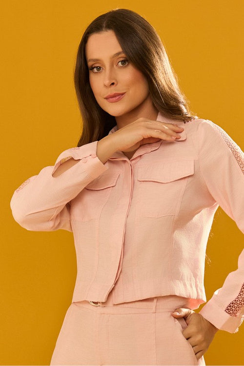 Carregar imagem 1 na visualização da galeria. Blusa Estilo Jaqueta Com Aplicacao De Bico