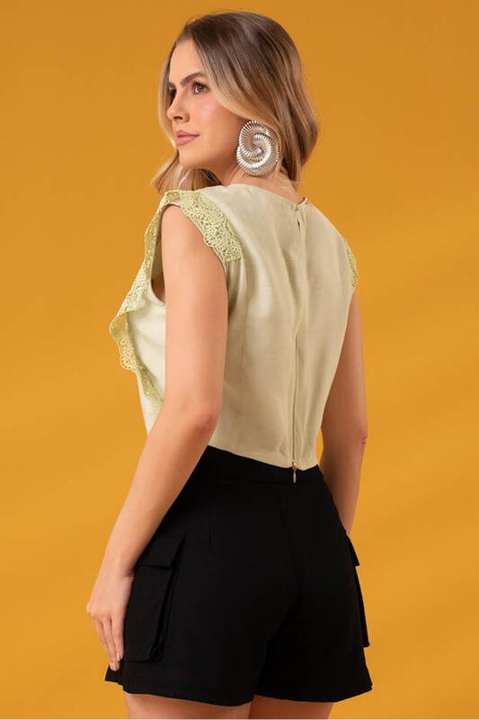 Short Com Bolso Lateral E Atacas