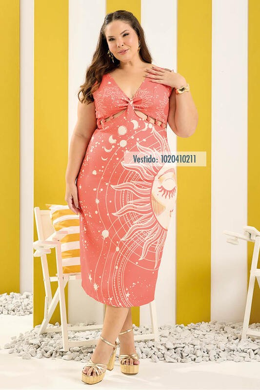 Vestido Midi Com Vazados