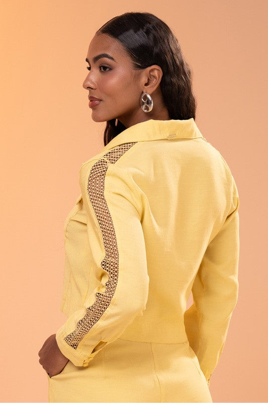 Blusa Estilo Jaqueta Com Aplicacao De Bico