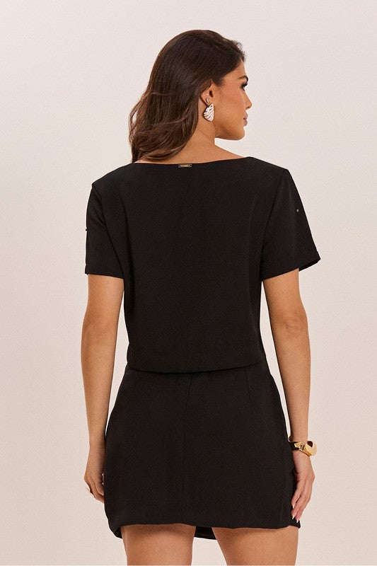 Conjunto Blusa Semi Cropped E Saia Transpassada