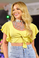 AMARELO