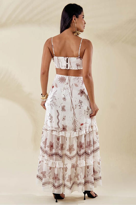 Vestido Longo Com Vazado Lateral E Babados