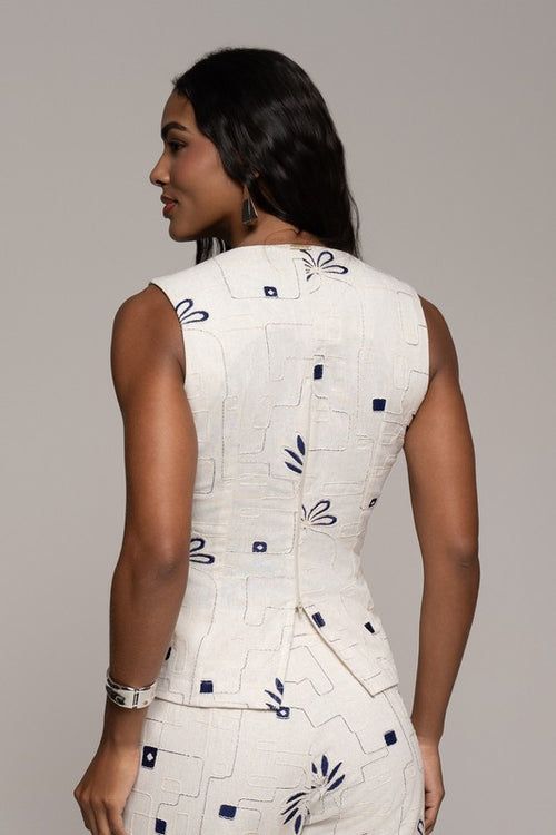 Carregar imagem 1 na visualização da galeria. Blusa  Falso Colete Com Lapela