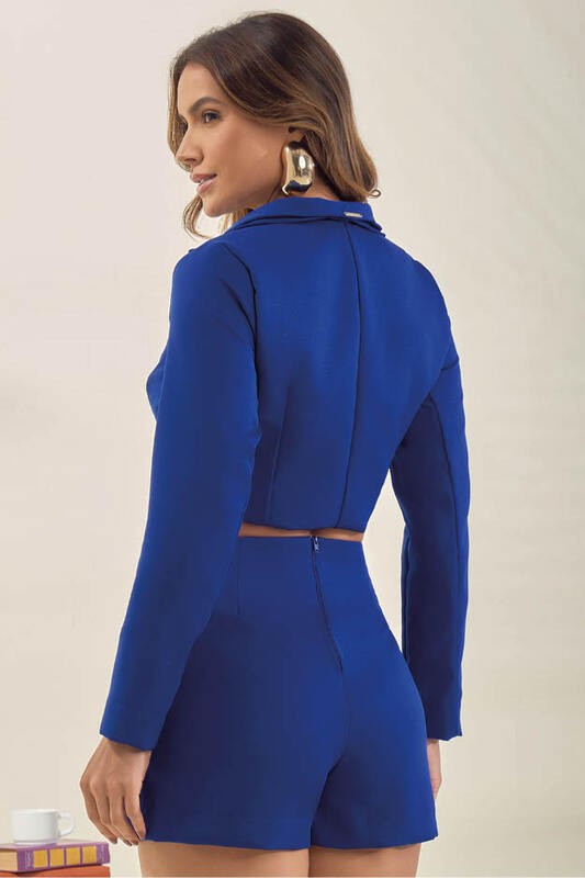 Conjunto Blazer Cropped E Short Saia